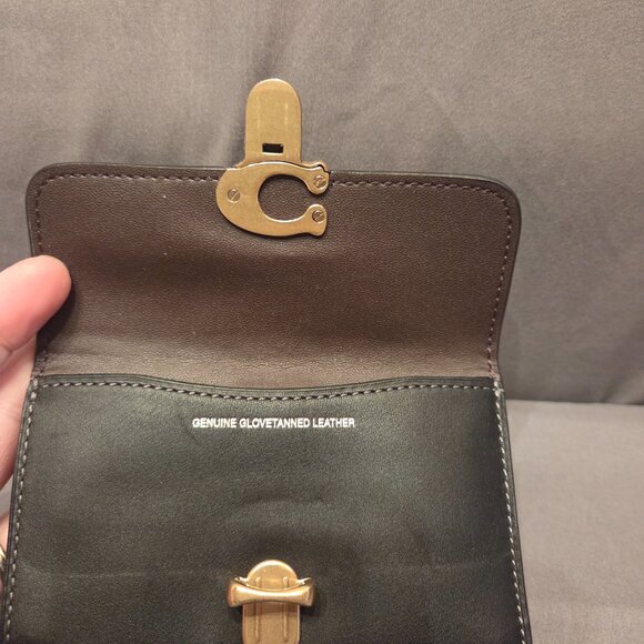 Coach Studio Medium Wallet Clutch in Brass/Black Glovetanned Leather C6727 - Picture 2 of 8